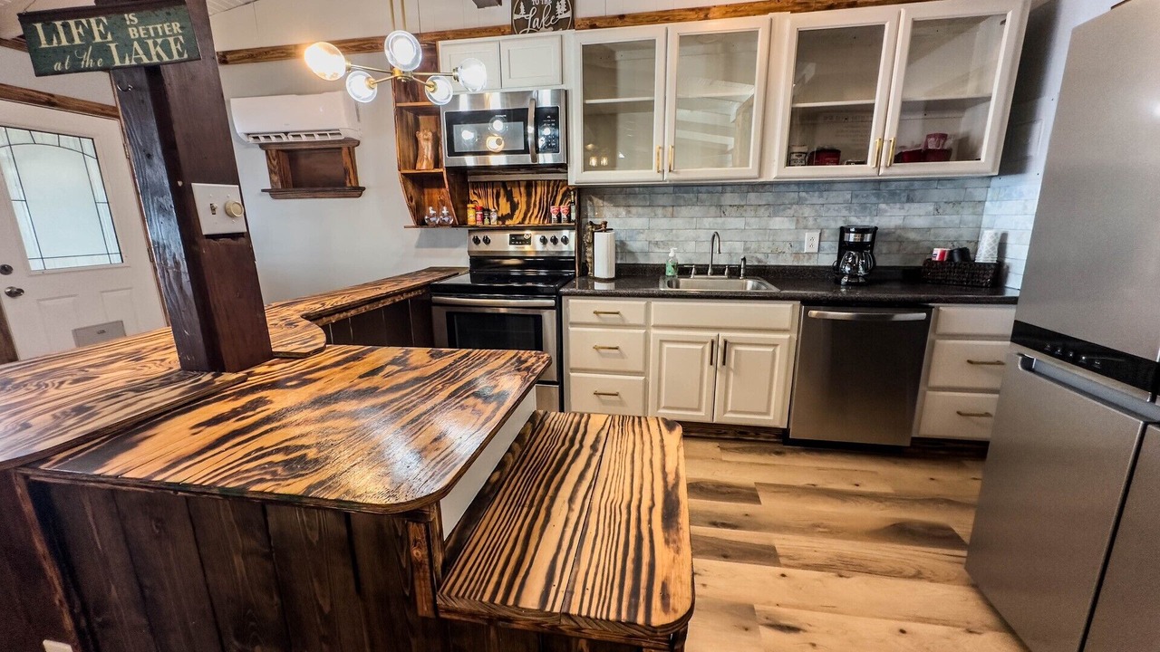 Photo of Kitchen in Avinger