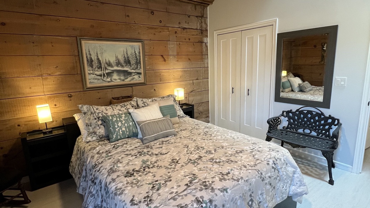 Photo of Bedroom in Beamsville
