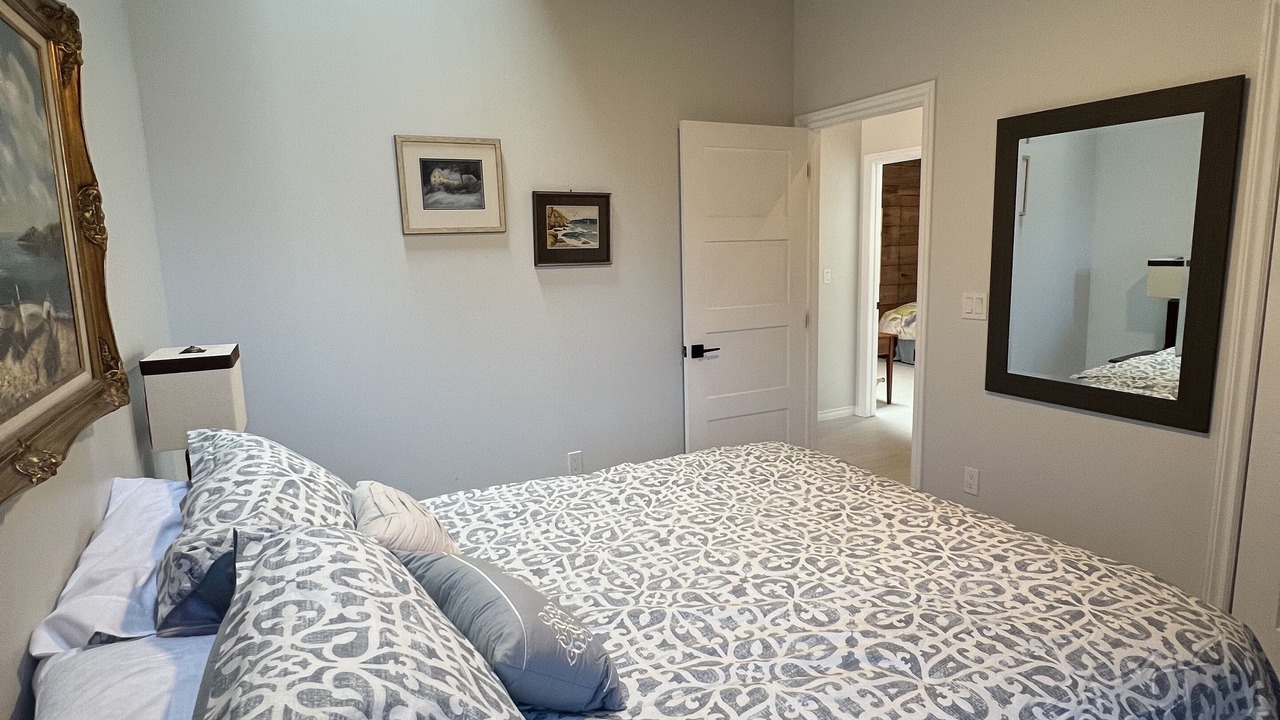 Photo of Bedroom in Beamsville