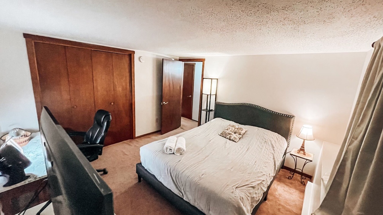Photo of Bedroom in Village at Camelback