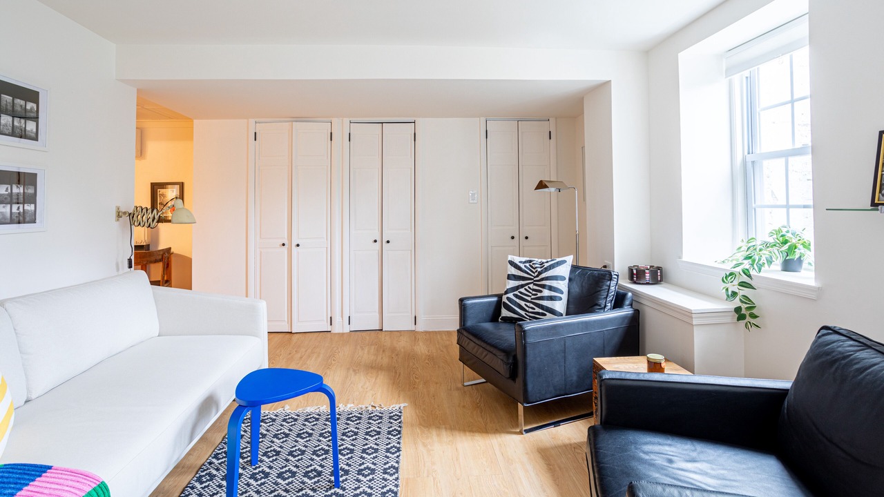 Photo of Livingroom in Kingston