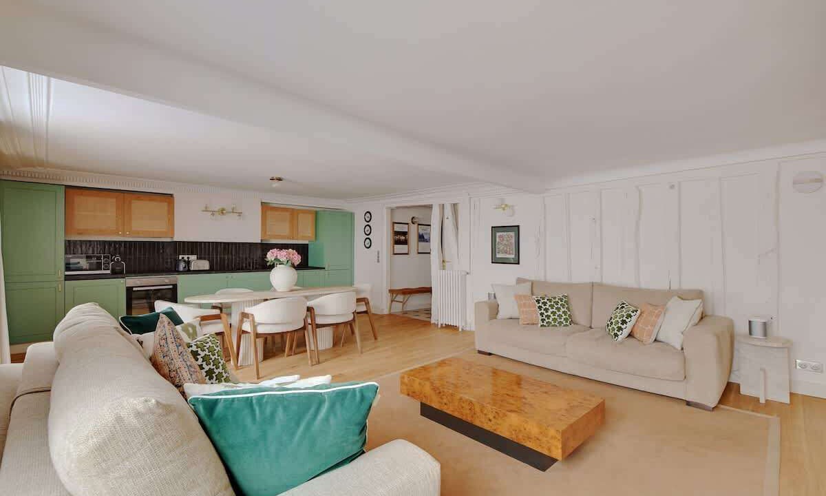 Photo of Livingroom in Quartier du Faubourg-Montmartre