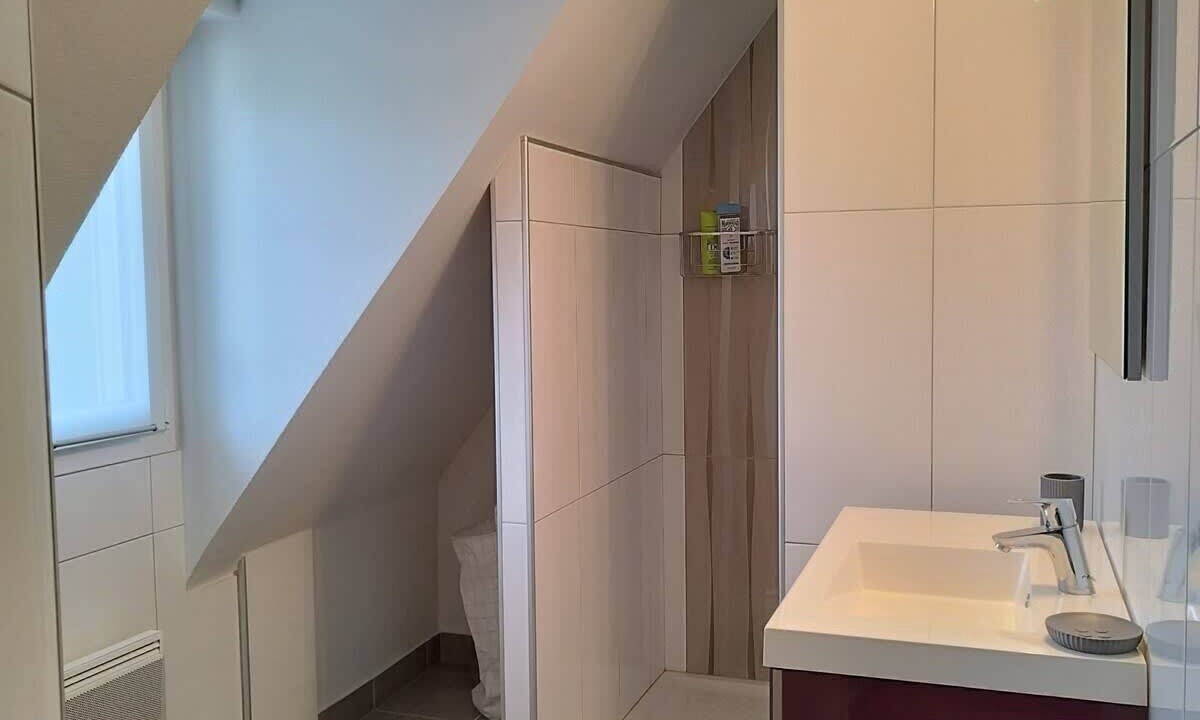 Photo of Bathroom in Breles