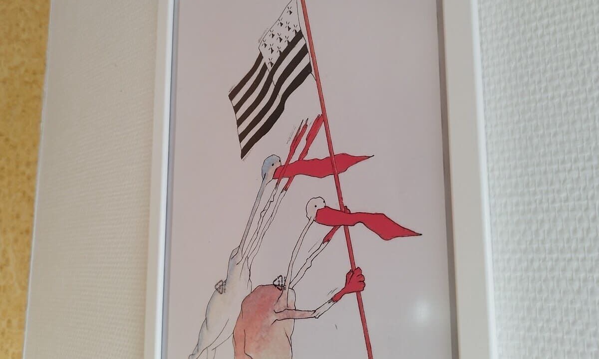 Photo of Others in Breles