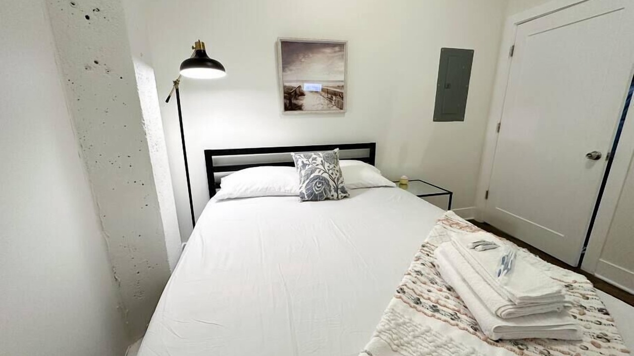 Photo of Bedroom in Near South Side