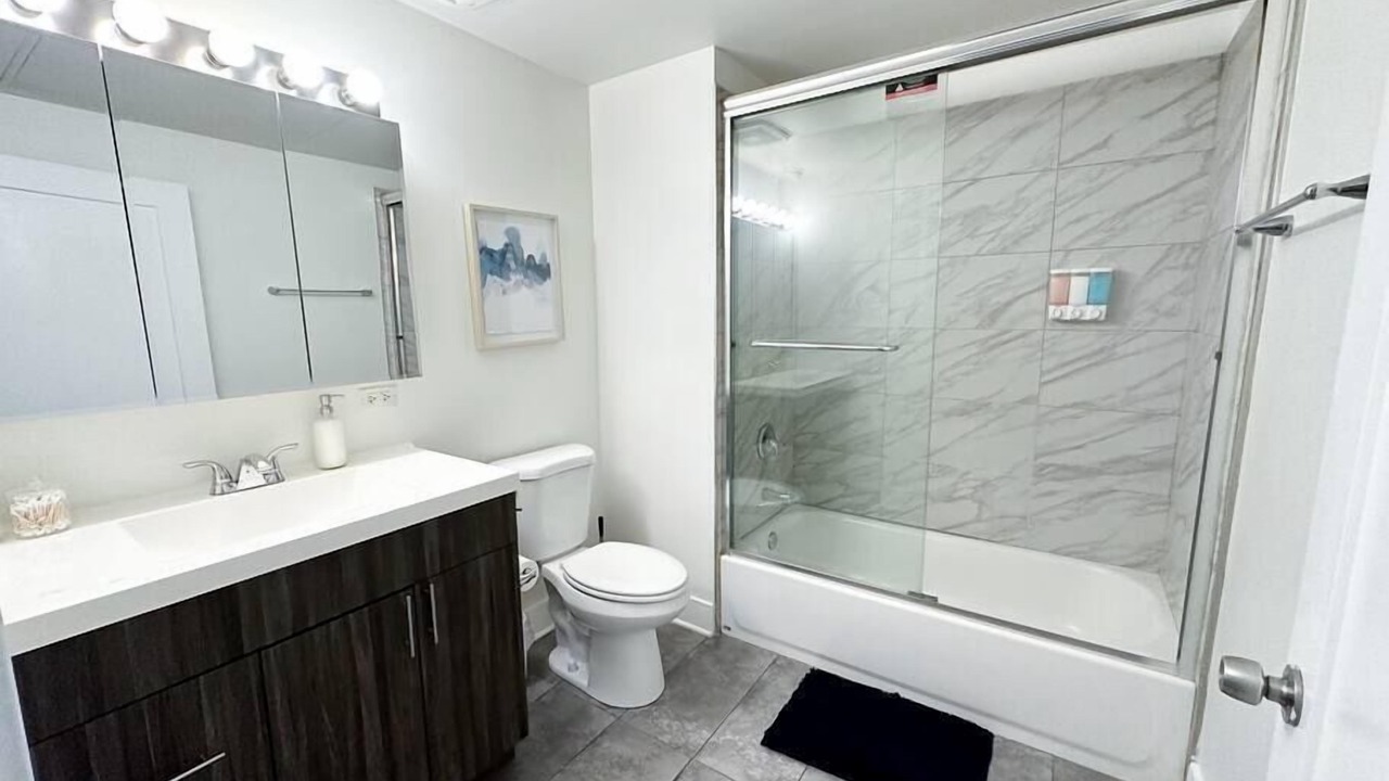 Photo of Bathroom in Near South Side