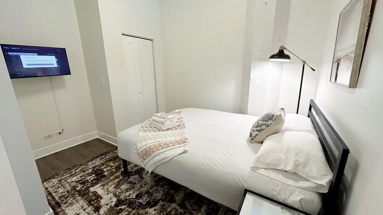 Photo of Bedroom in Near South Side