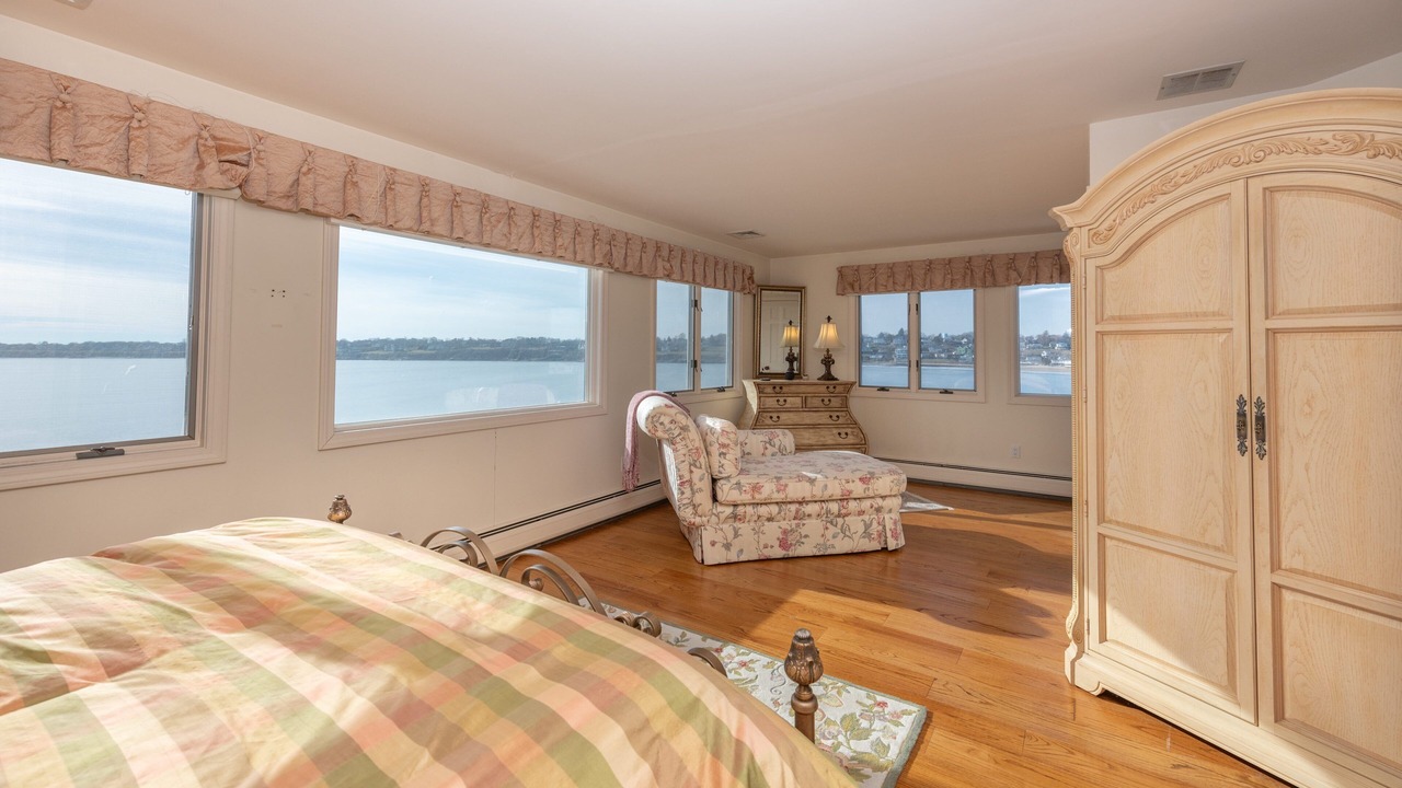 Photo of Others in Bonnet Shores