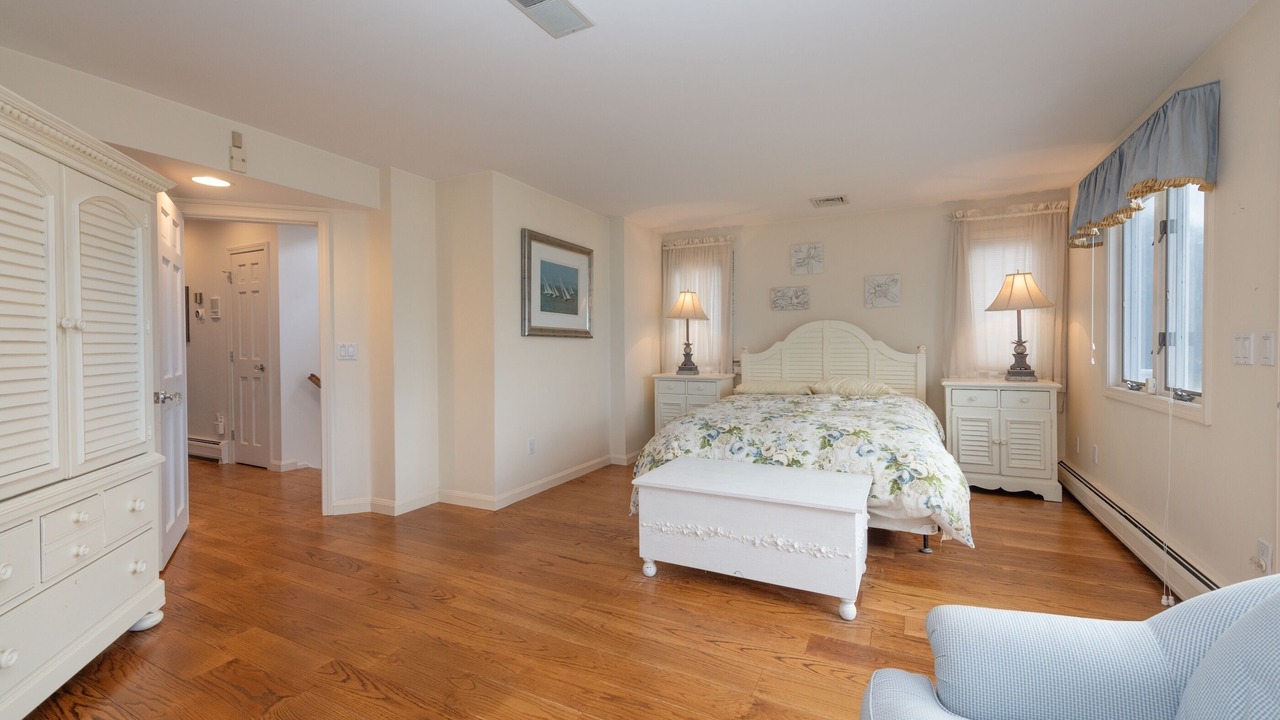 Photo of Others in Bonnet Shores