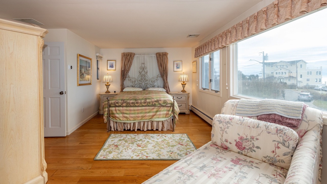 Photo of Others in Bonnet Shores