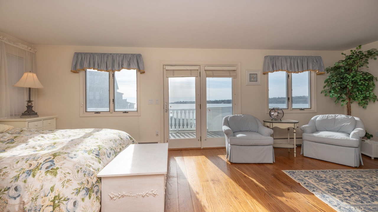 Photo of Others in Bonnet Shores