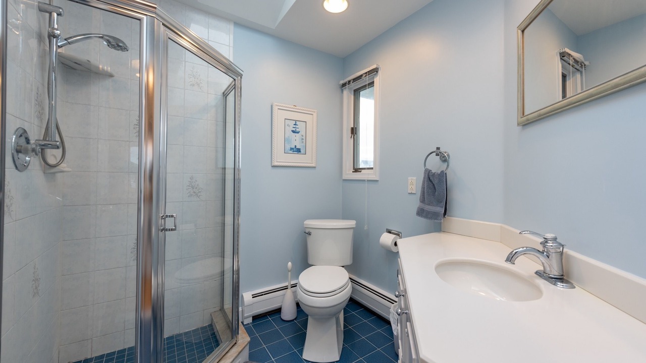 Photo of Bathroom in Bonnet Shores