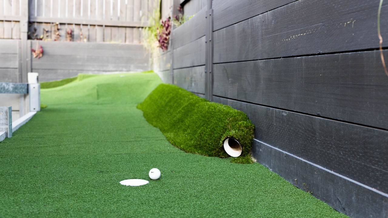 Photo of Others in Shailer Park