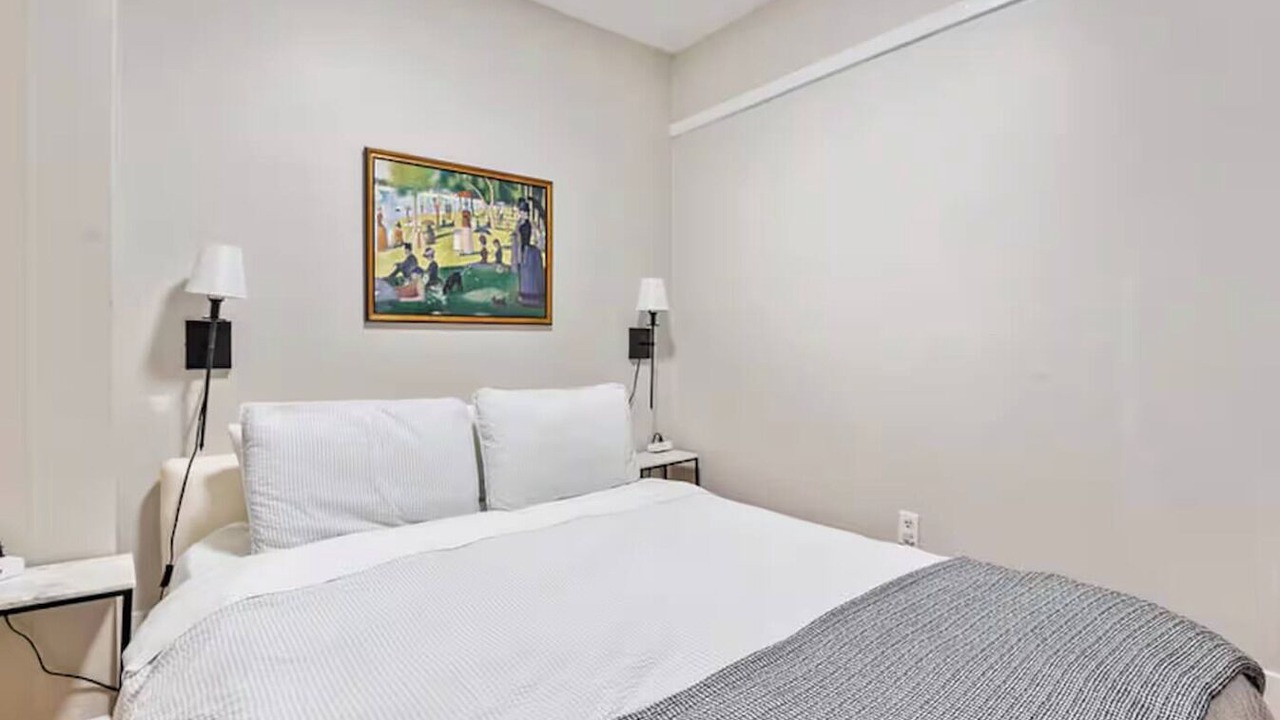 Photo of Bedroom in Swampscott