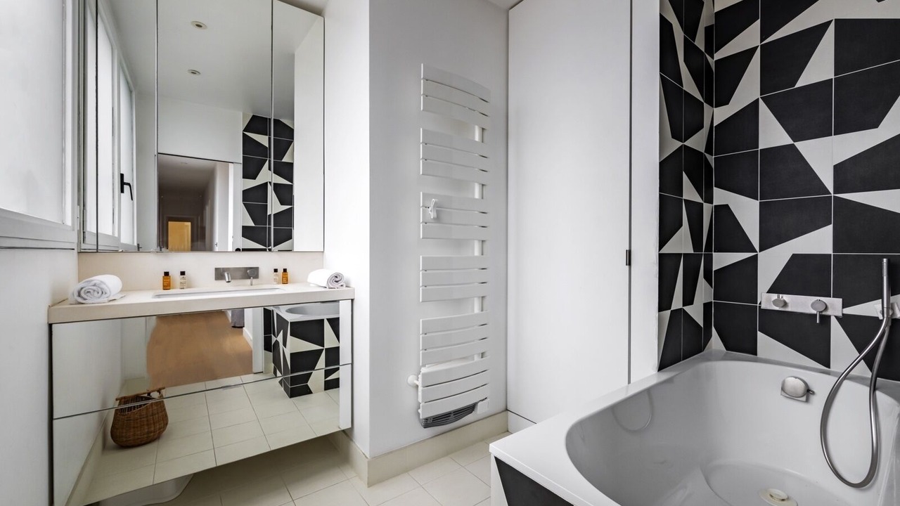 Photo of Bathroom in Levallois-Perret