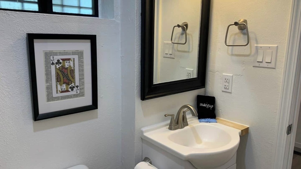 Photo of Bathroom in University Heights