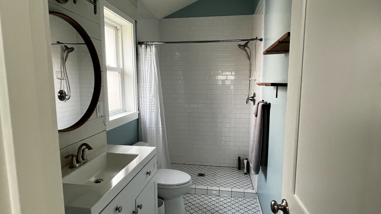 Photo of Bathroom in Windermere