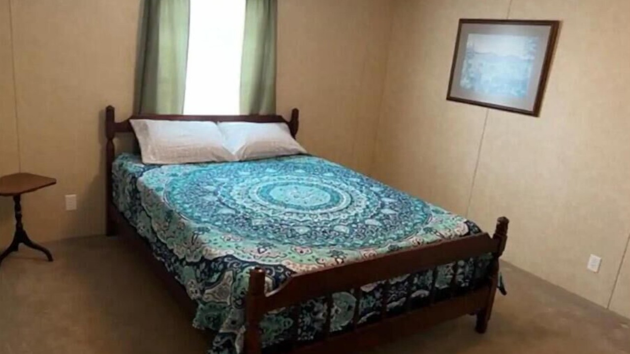 Photo of Bedroom in Renfro Valley