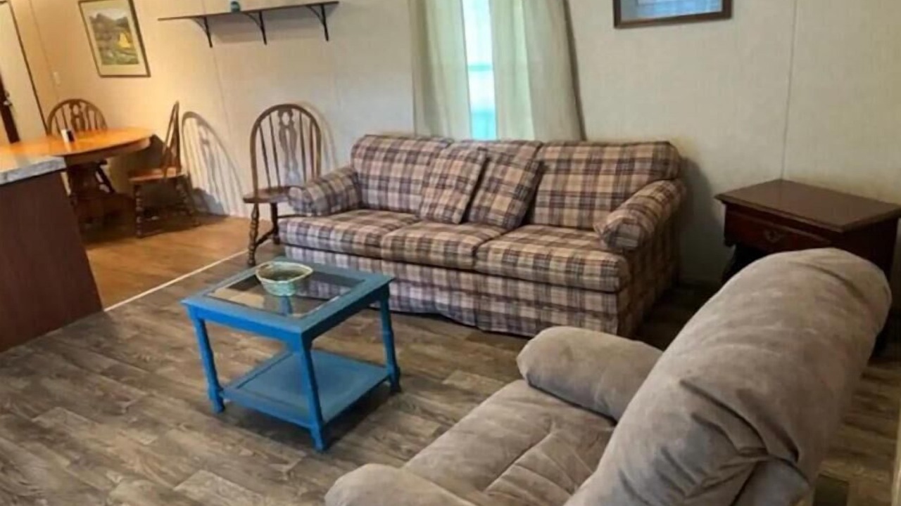 Photo of Livingroom in Renfro Valley