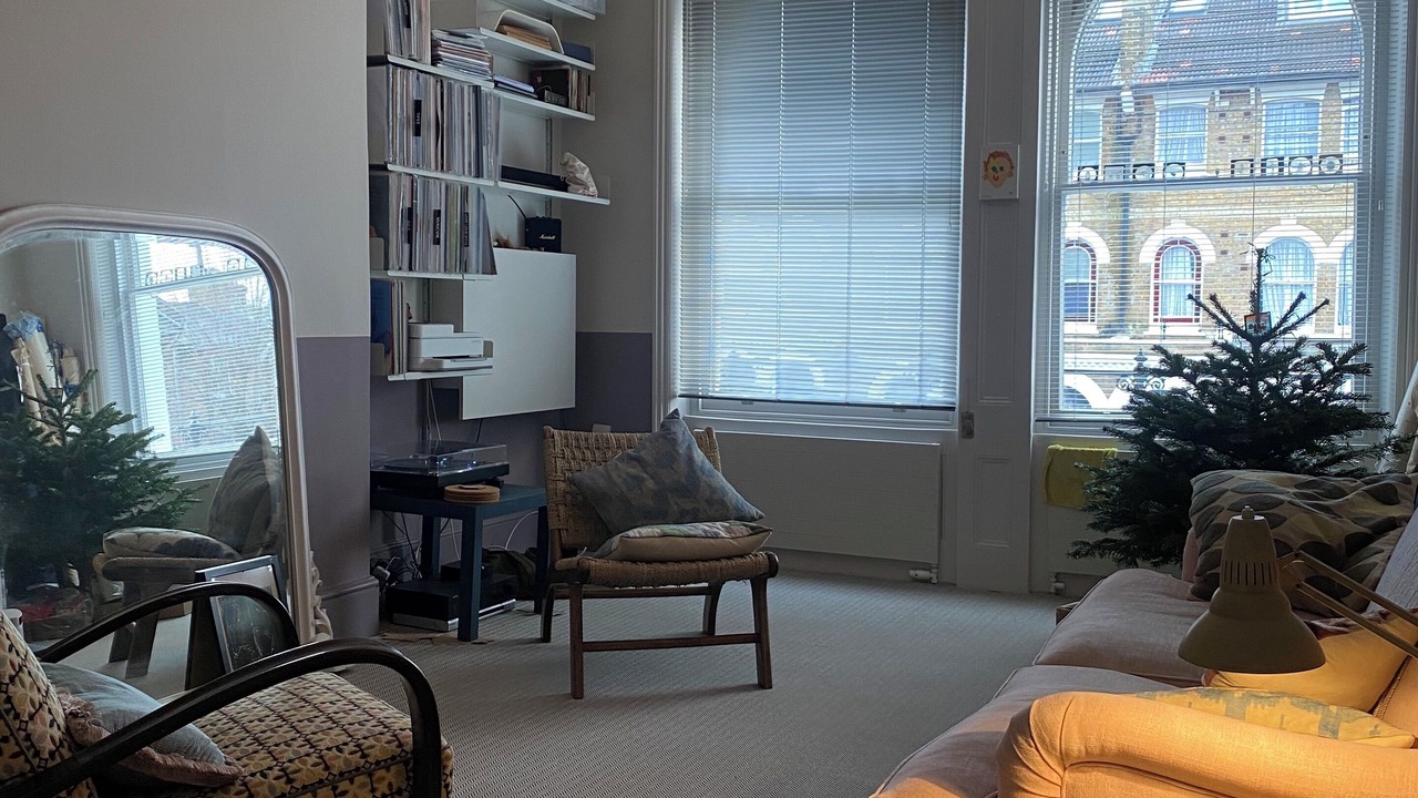 Photo of Livingroom in Cantelowes