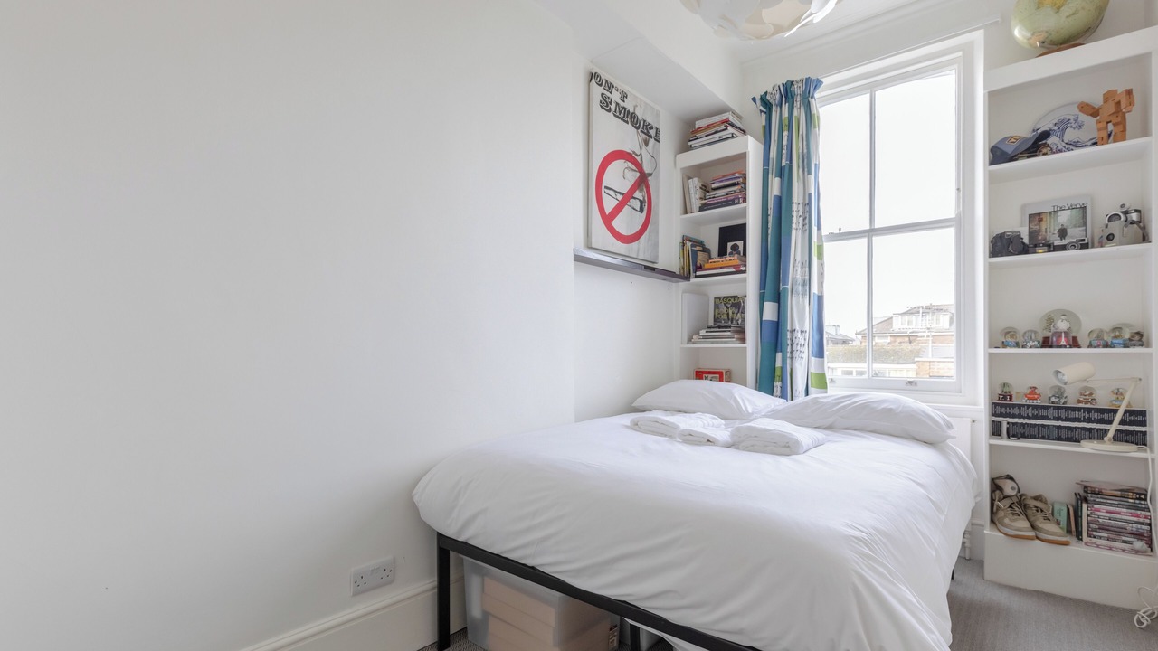 Photo of Bedroom in Cantelowes