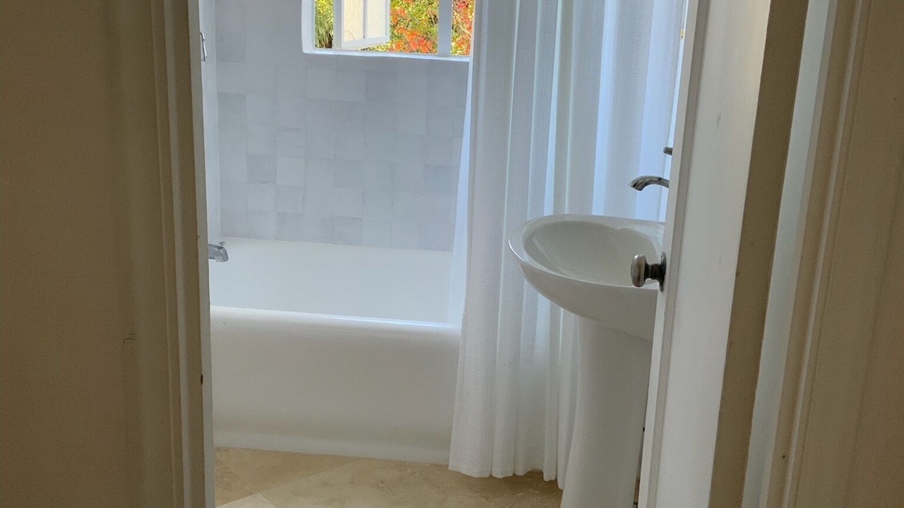 Photo of Bathroom in Sam Hughes
