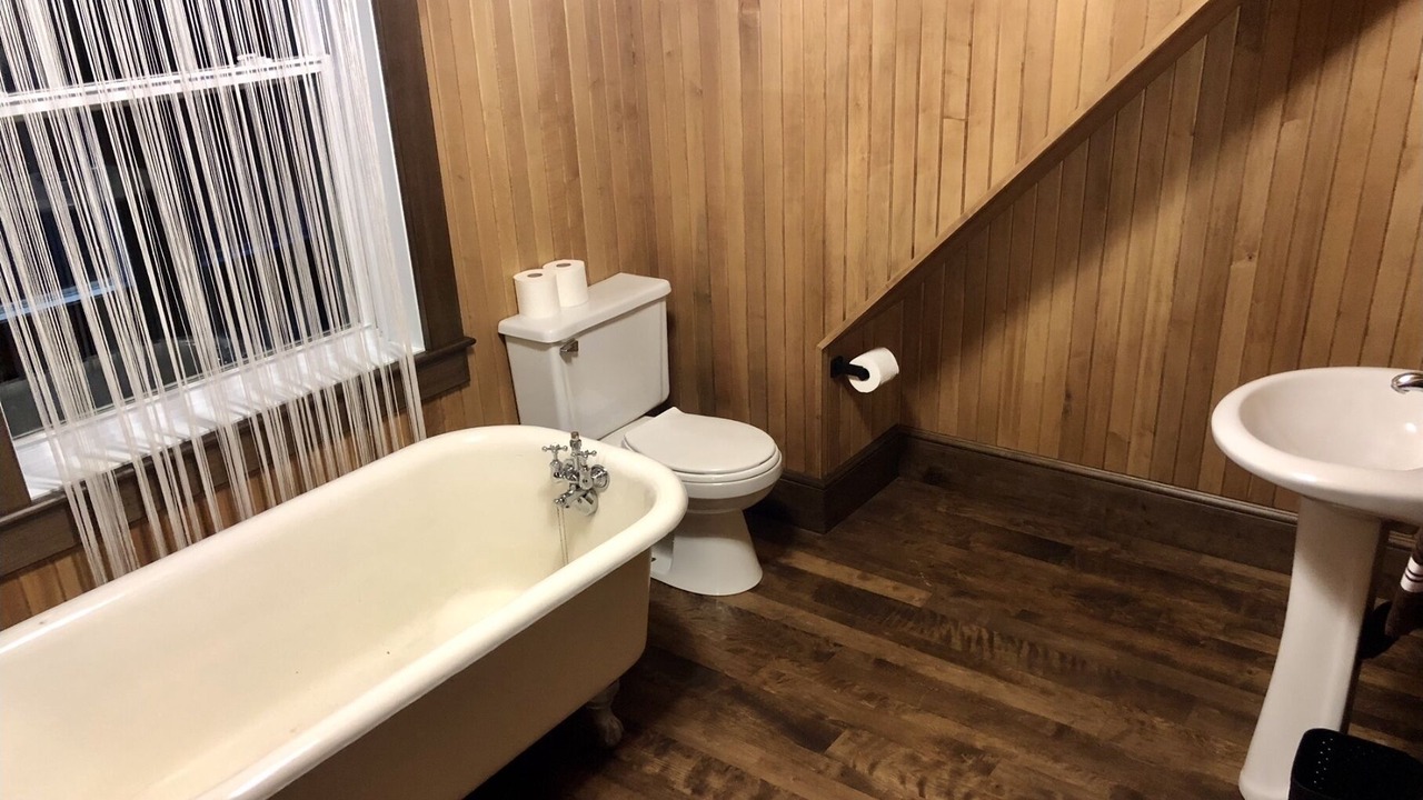 Photo of Bathroom in Saint Quentin