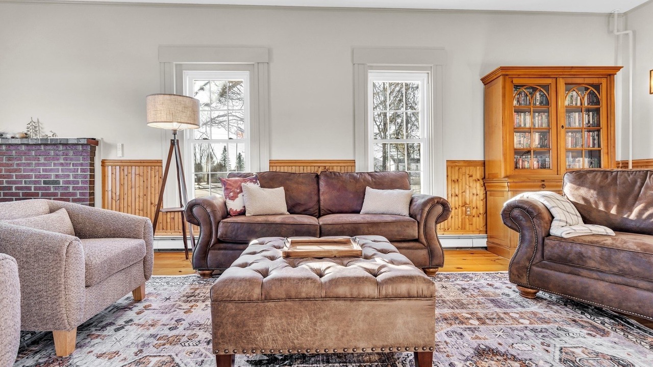 Photo of Livingroom in Bethel