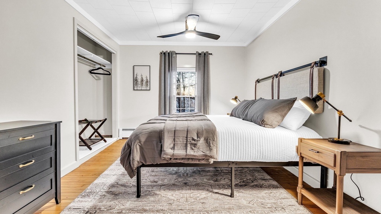 Photo of Bedroom in Bethel