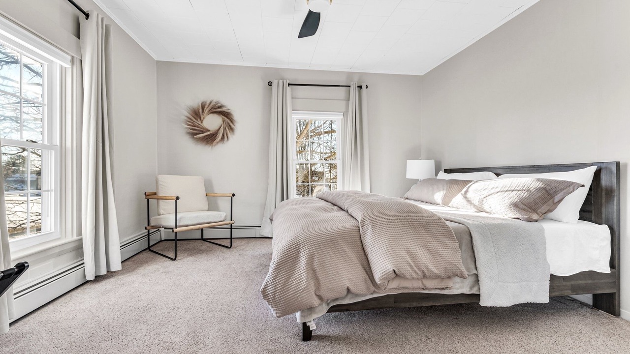 Photo of Bedroom in Bethel