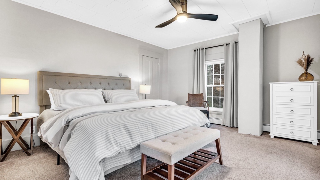 Photo of Bedroom in Bethel