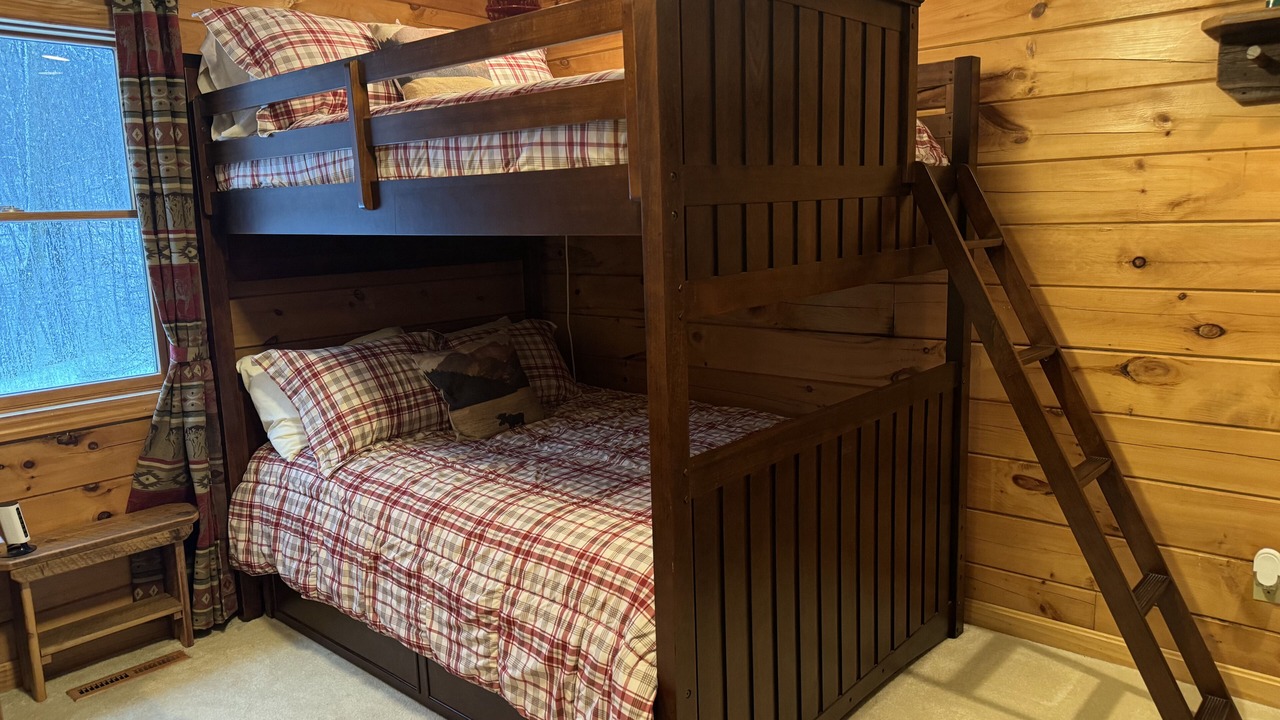 Photo of Bedroom in Alexandria