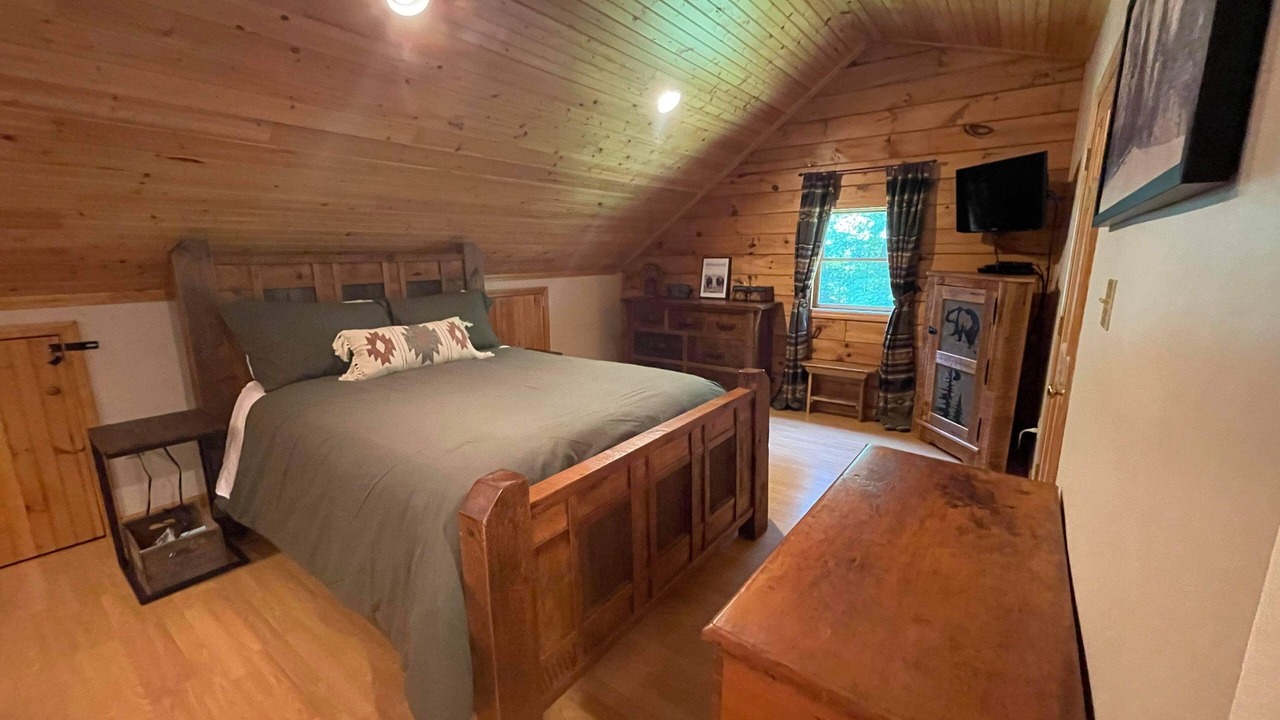 Photo of Bedroom in Alexandria