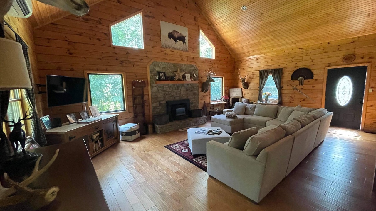 Photo of Livingroom in Alexandria