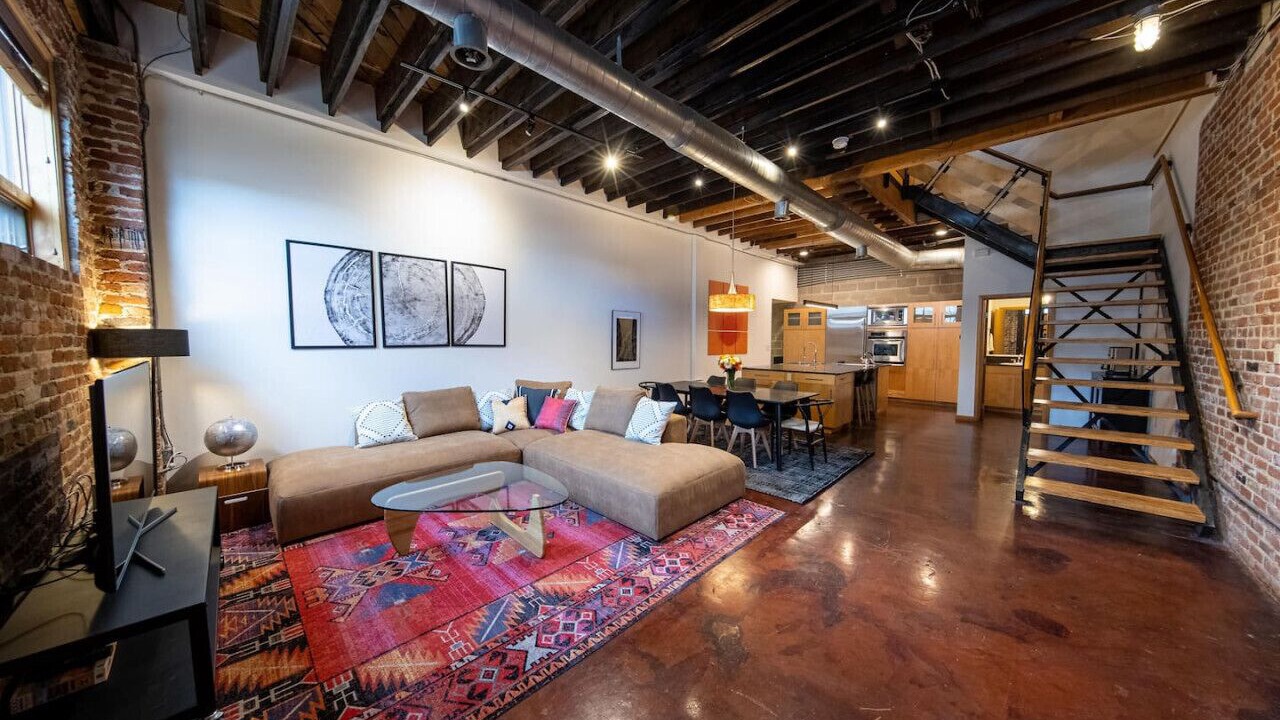 Photo of Livingroom in Five Points