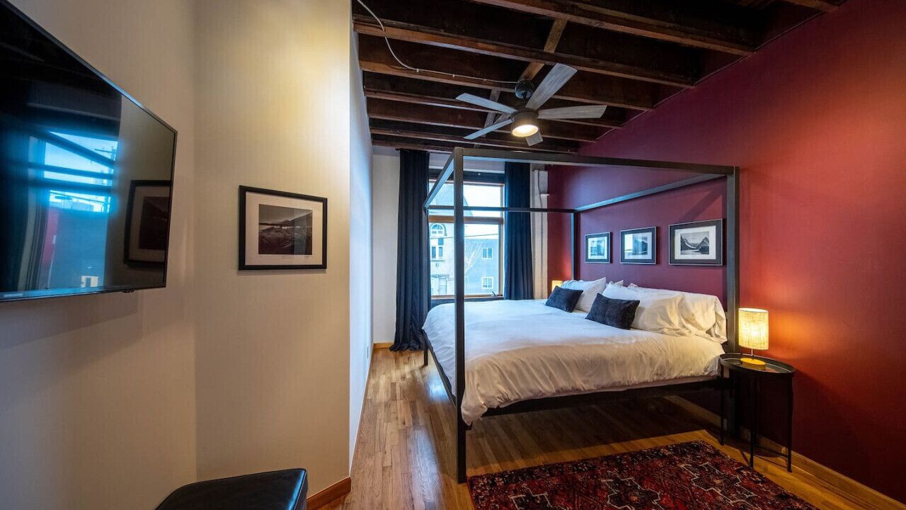 Photo of Bedroom in Five Points