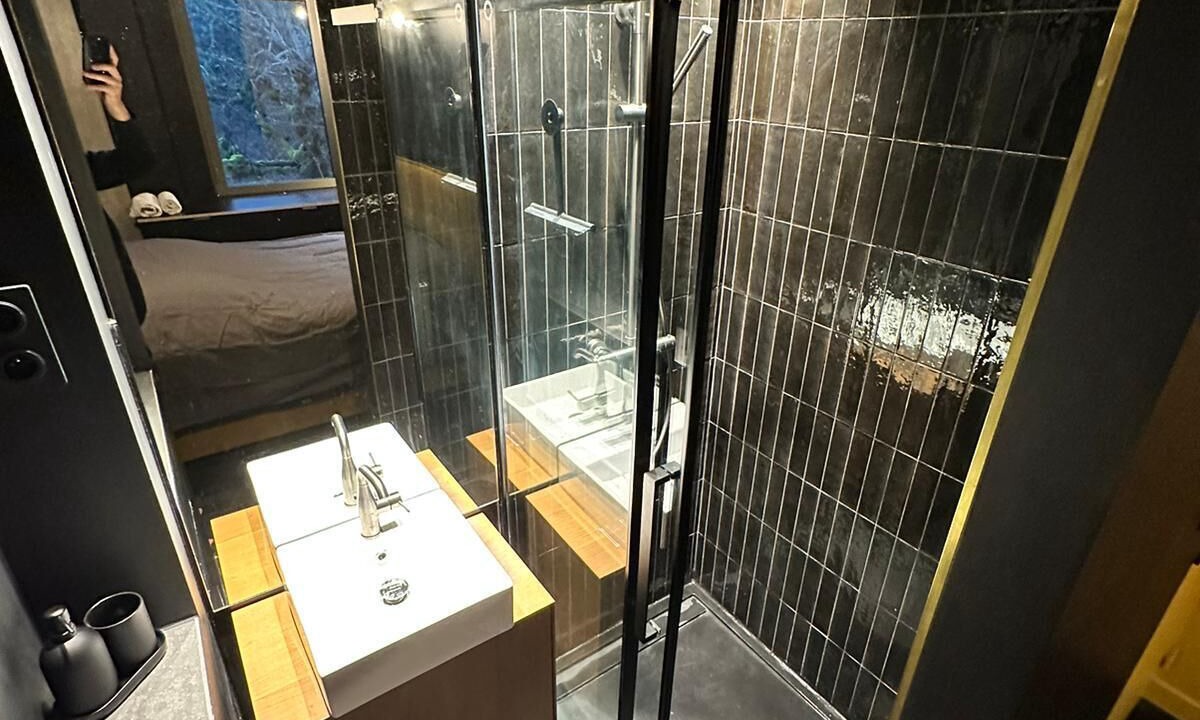 Photo of Bathroom in Pressins