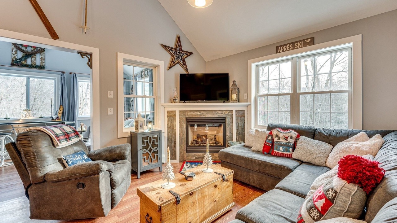 Photo of Livingroom in Campton