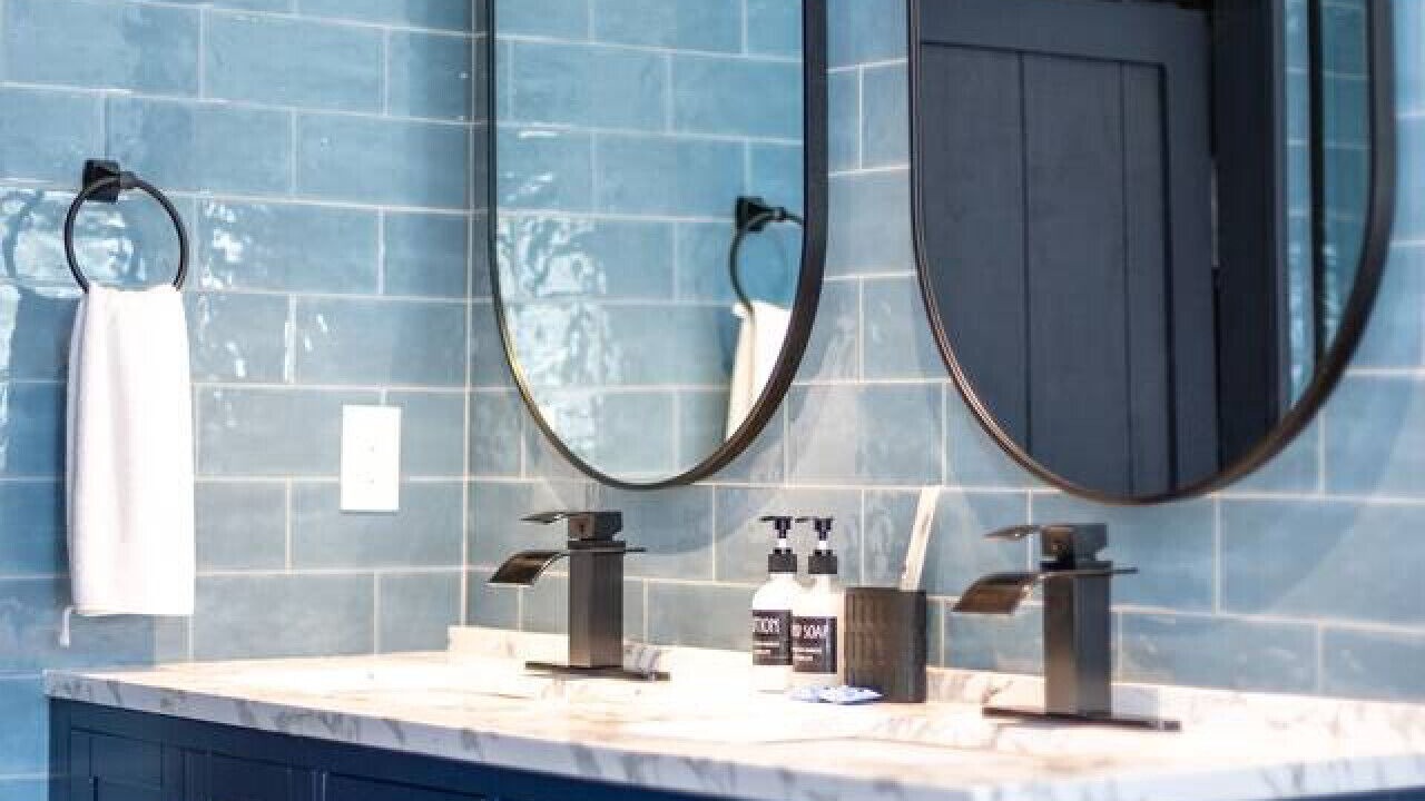 Photo of Bathroom in Garfield