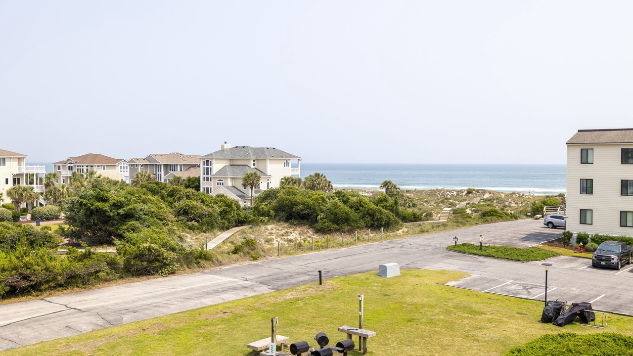 Photo of Patio Balcony in Emerald Isle