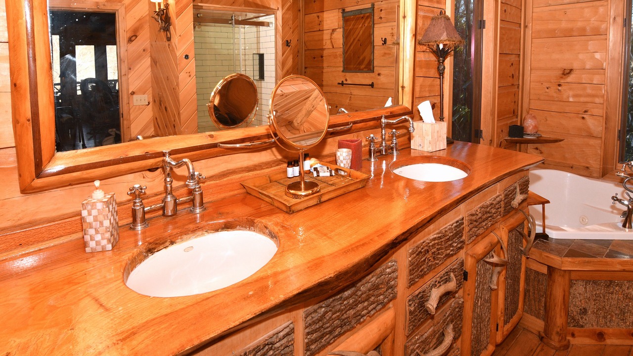 Photo of Bathroom in Banner Elk