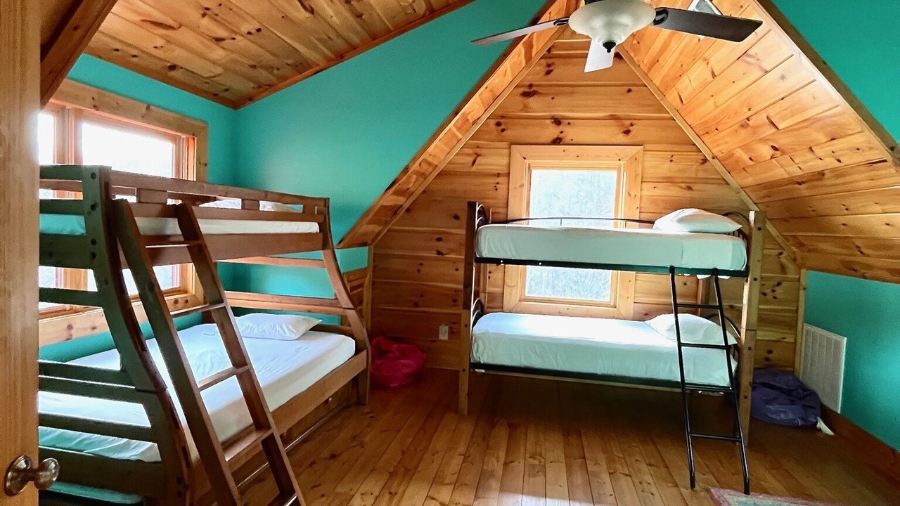 Photo of Bedroom in Tazewell