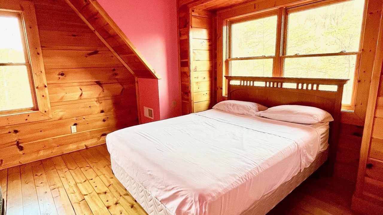 Photo of Bedroom in Tazewell