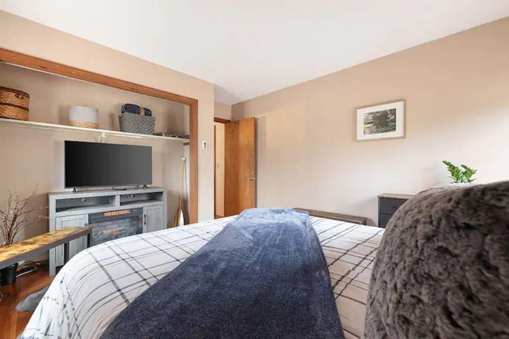 Photo of Bedroom in Pocono Pines