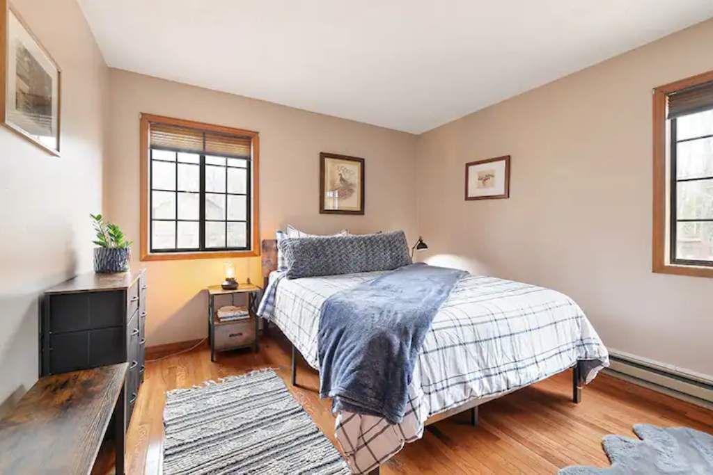 Photo of Bedroom in Pocono Pines