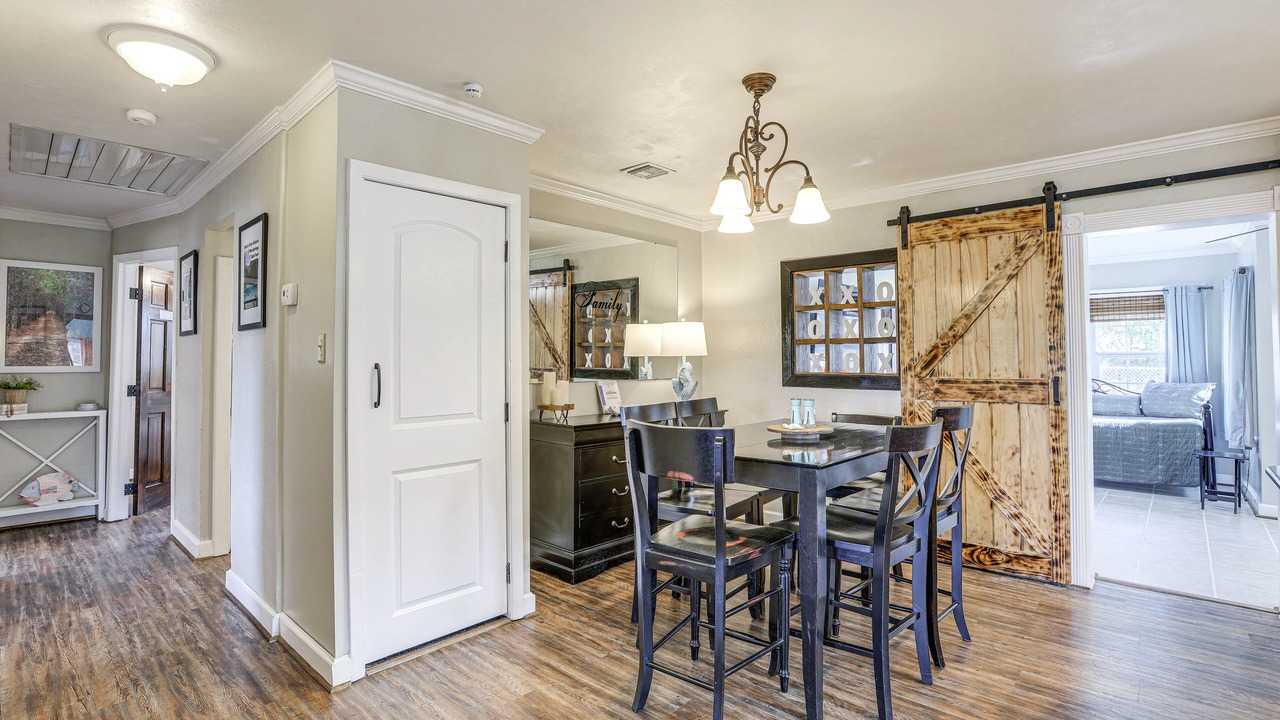 Photo of Others in O Brien