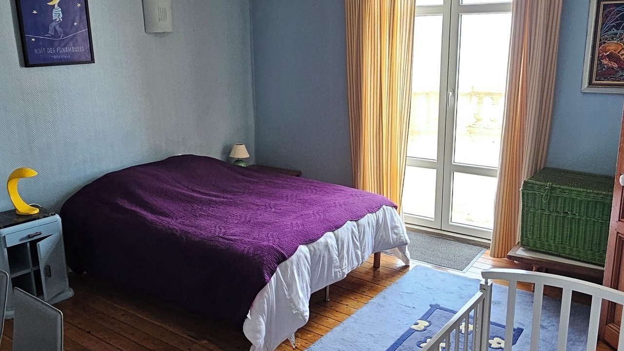 Photo of Bedroom in Trouville-sur-Mer