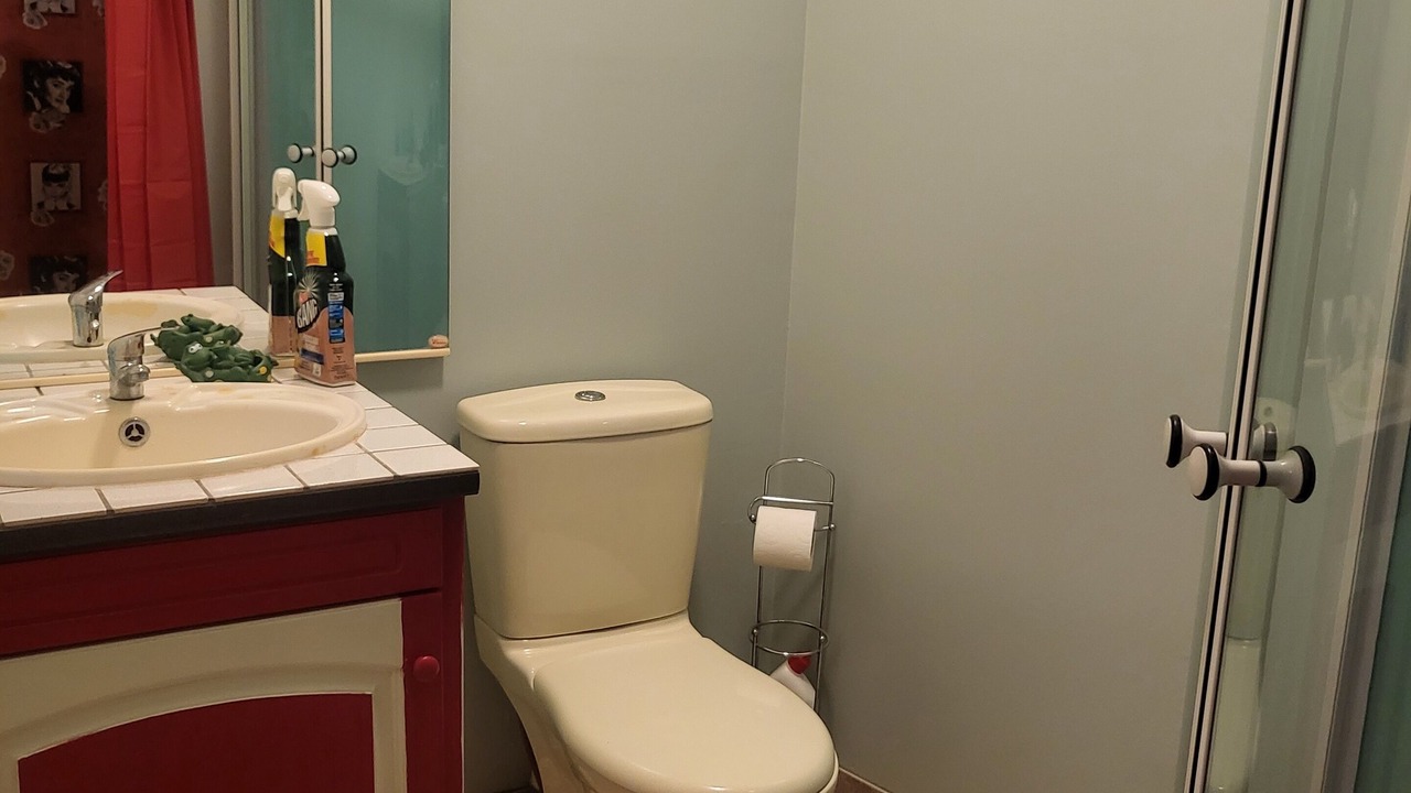 Photo of Bathroom in Antugnac