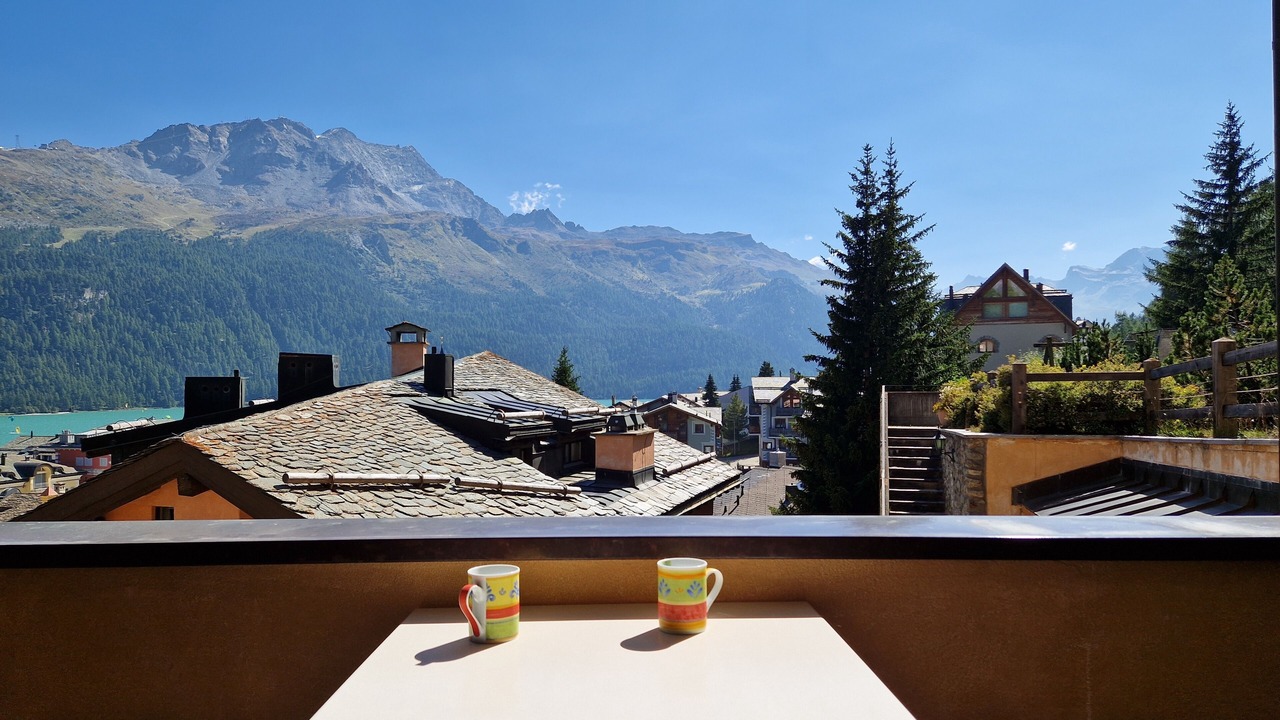 Photo of Patio Balcony in Silvaplana