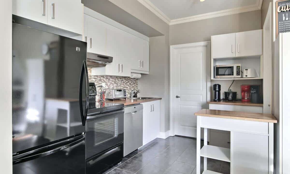 Photo of Kitchen in Val-Belair